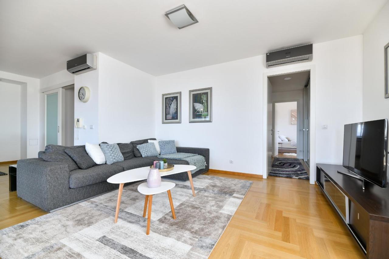 Luxury Rooftop Appartement
