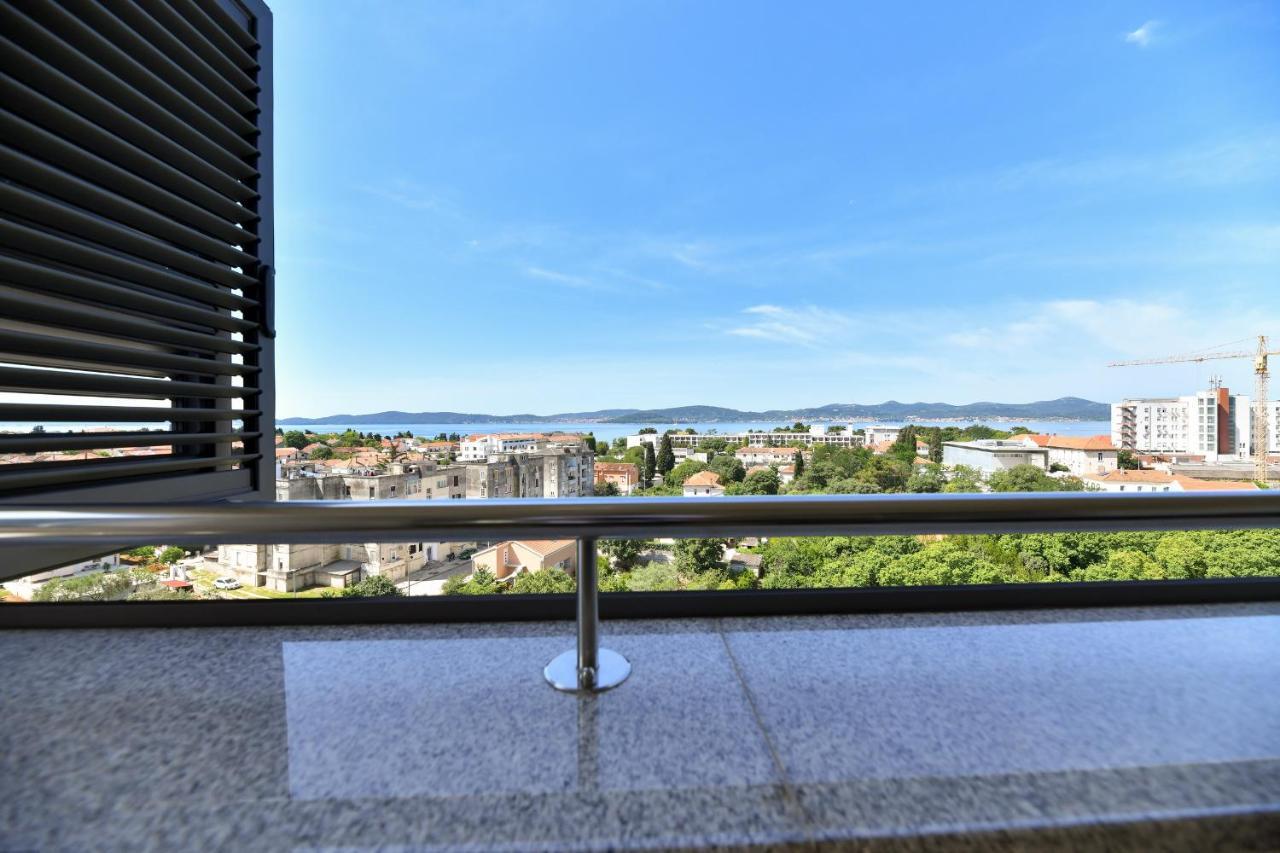 Luxury Rooftop *